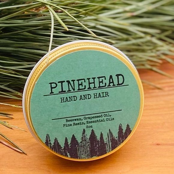 PINEHEAD HAND AND HAIR - Picture 4 of 4